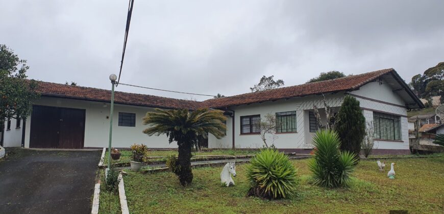 Casa À VENDA – Bairro Serra Alta
