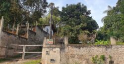 Casa À VENDA – Bairro 25 de julho