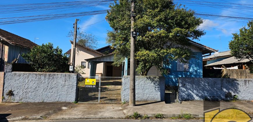 Terreno com Casa À VENDA