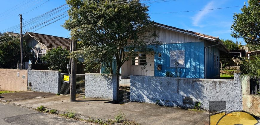 Terreno com Casa À VENDA