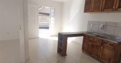 APARTAMENTO  BAIRR0 SCHRAMM   ICL0014   R$ 1.100,00 + TAXAS