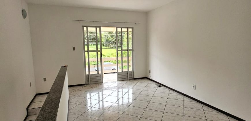 SOBRADO  BAIRRO RIO NEGRO     ICL 0015     R$ 2.000,00