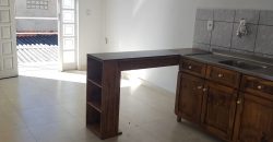 APARTAMENTO  BAIRR0 SCHRAMM   ICL0014   R$ 1.100,00 + TAXAS