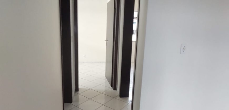 APARTAMENTO NO CENTRO     ICL0009    R$1.600,00 + TAXAS