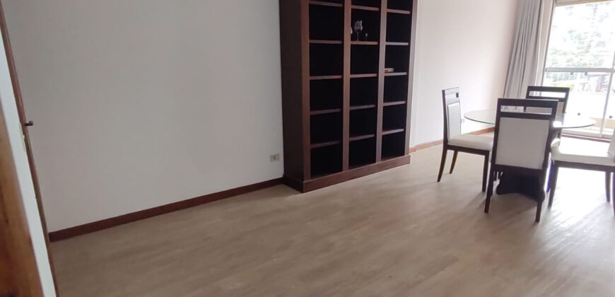 Apartamento à venda Edifício Solar dos Gerânios.