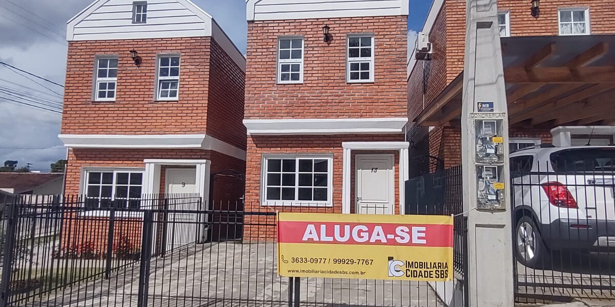 SOBRADO BAIRRO COLONIAL    R$2.000,00 + TAXAS   ICL 0007