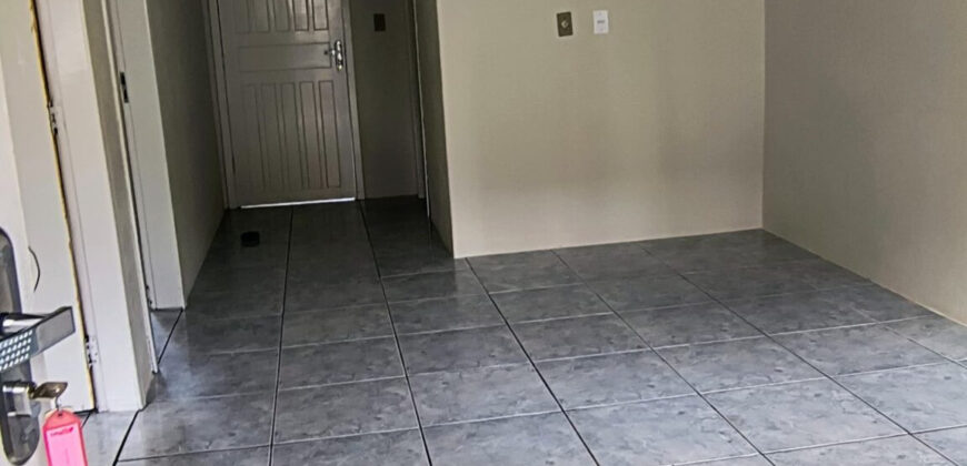 CASA GEMINADA BAIRRO CRUZEIRO R$ 1.000,00 + TAXAS  ICL0018