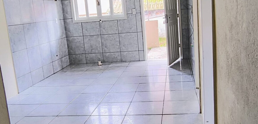 CASA GEMINADA BAIRRO CRUZEIRO R$ 1.000,00 + TAXAS  ICL0018