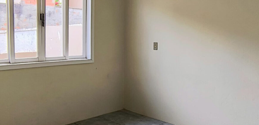CASA GEMINADA BAIRRO CRUZEIRO R$ 1.000,00 + TAXAS  ICL0018