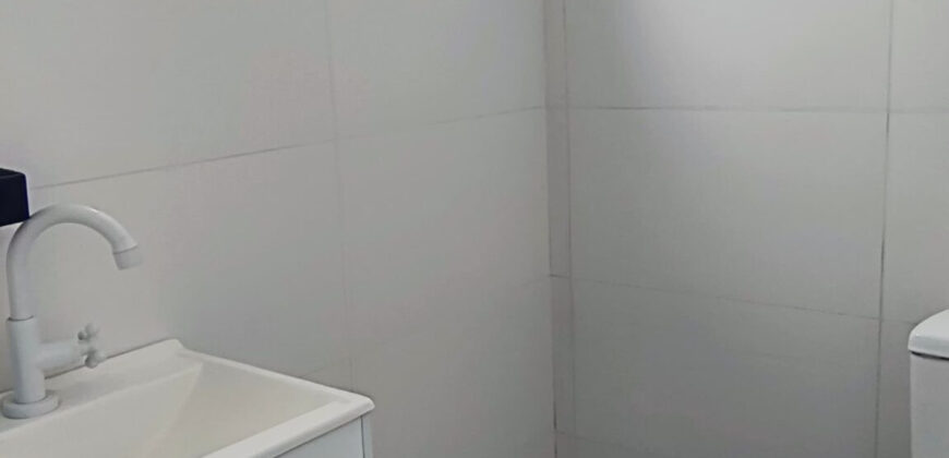 SOBRADO BAIRRO COLONIAL    R$2.000,00 + TAXAS   ICL 0007