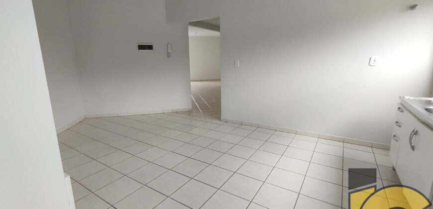 APARTAMENTO BAIRRO CRUZEIRO    R$ 1.800,00 + TXS   ICL0020