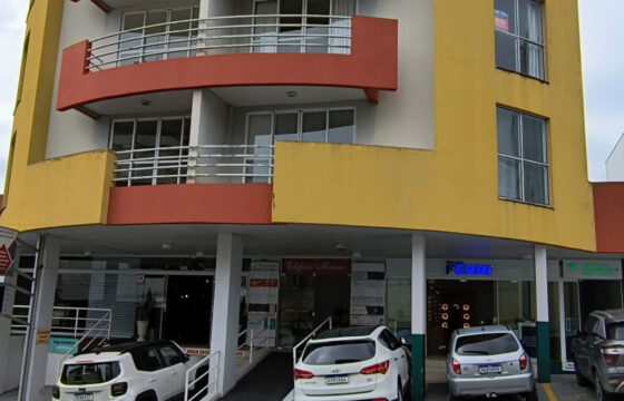 SALA COMERCIAL CENTRO   ICL 0016   R$1.900,00 + TAXAS
