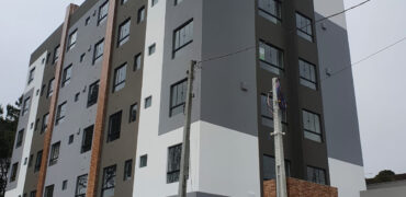 APARTAMENTO BAIRRO RIO NEGRO   ICL 00015   R$1.700,00 + TAXAS