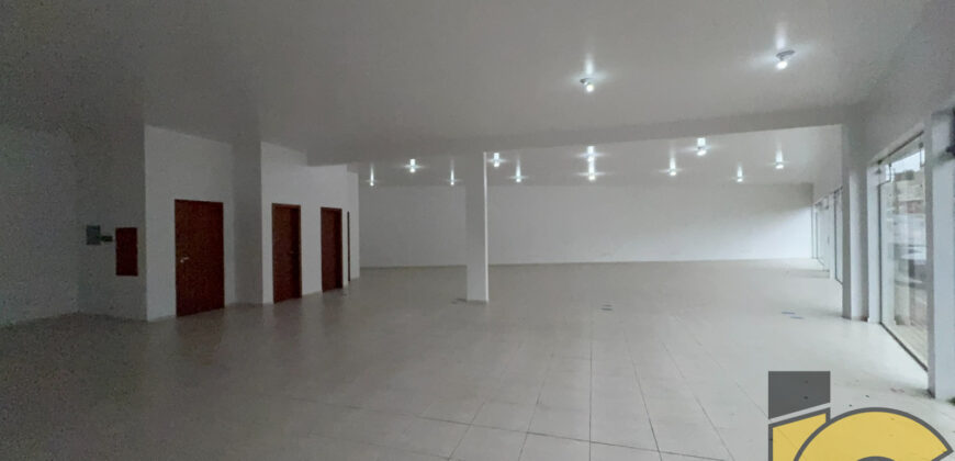 SALA COMERCIAL SCHRAMM  260M²  ICL0015   R$ 9.000,00