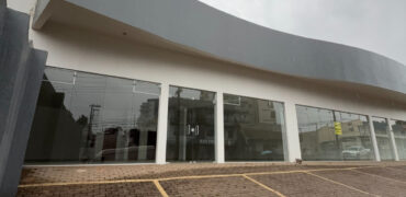 SALA COMERCIAL SCHRAMM  260M²  ICL0015   R$ 9.000,00