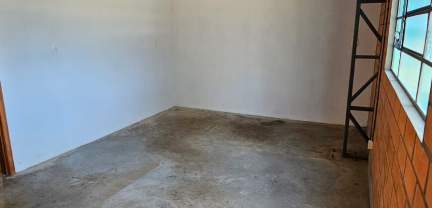 Barracão na Estrada Fundão    400m²      ICL0002